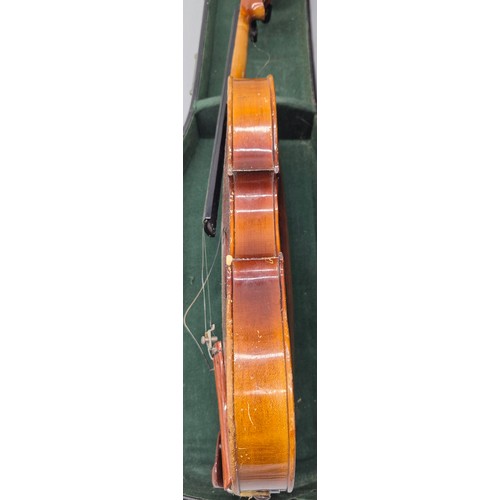 170 - Antique Violin, Bow and carry case. No Label present. [57.5cm]