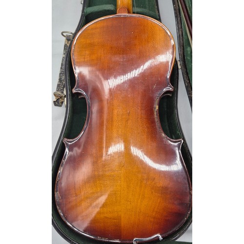 170 - Antique Violin, Bow and carry case. No Label present. [57.5cm]