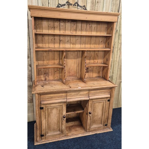 230 - Traditional 19th century Antique Irish pine Farm house dresser [192x132x46.5cm]