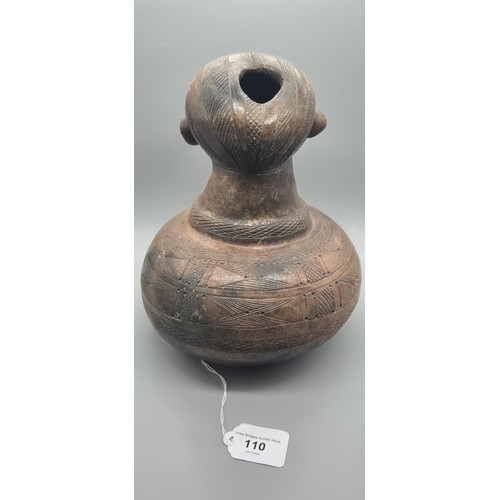 110 - African Tribal Figural Vessel pot. Possibly: Zande, Southern Sudan. Earthenware ware with Mica. Came... 