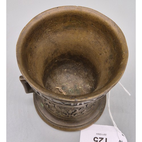 125 - Dutch Bronze two handle Mortar inscribed Leefte Verwint Al Dinck Anno 1590. [9.5cm high]