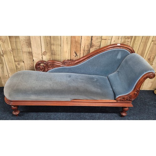 318 - Victorian Mahogany carved Chaise lounger with blue upholstery [95x193x64cm]