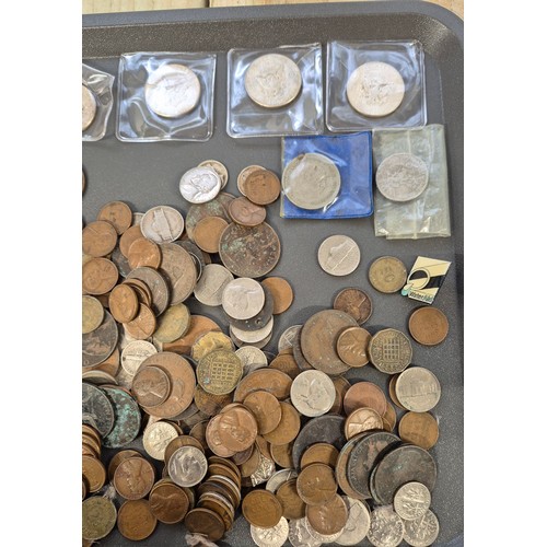 98 - A Tub of mixed world coins. Contains mostly American coins. Six J.F. Kennedy Half Dollar coins- 5x 1... 