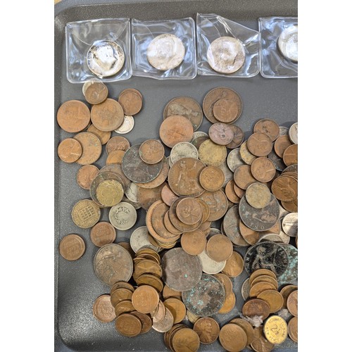 98 - A Tub of mixed world coins. Contains mostly American coins. Six J.F. Kennedy Half Dollar coins- 5x 1... 