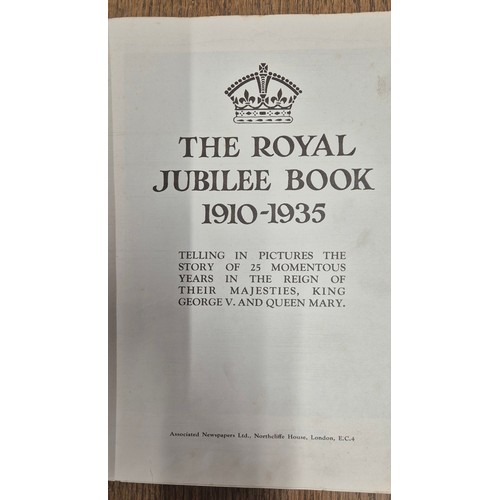 338 - Crate of mixed books; Treasure Island- R.L. Stevenson, Adam Bede by George Elliot, Return to the Isl... 