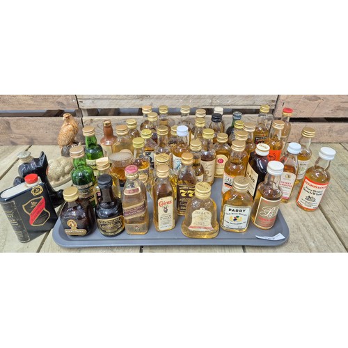 162 - A Tray containing a large quantity of mixed whisky miniatures; Johnnie Walker, Bell's, Hankey banist... 