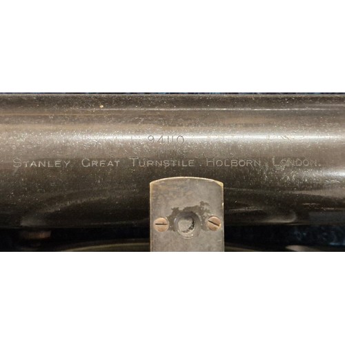 177 - 94110 Stanley Great Turnstile Holborn London level scope. circa 1900.