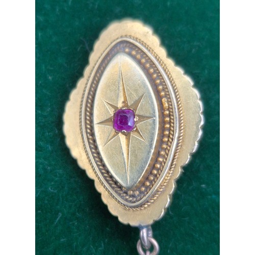 86 - Victorian 18ct yellow gold double jacket brooch. Fitted with A Round cut ruby and sapphire gem stone... 