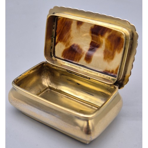 62 - Birmingham silver gilt and tortoise shell snuff box. Dated 1898 and produced by Henry Matthews.