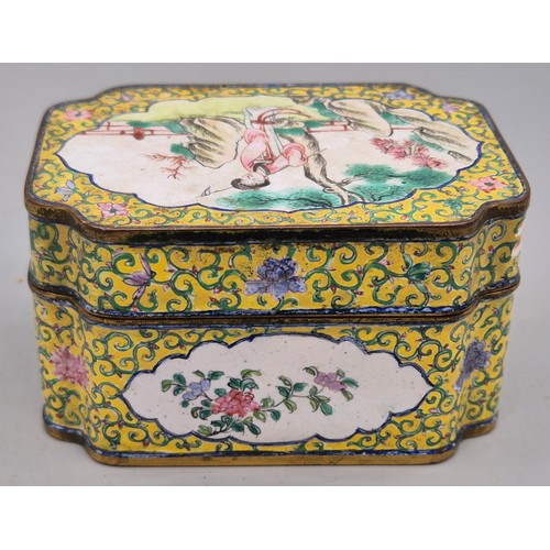 49 - Early 20th century Chinese enamel painted lidded preserve box. Yellow ground. Panel painting depicti... 