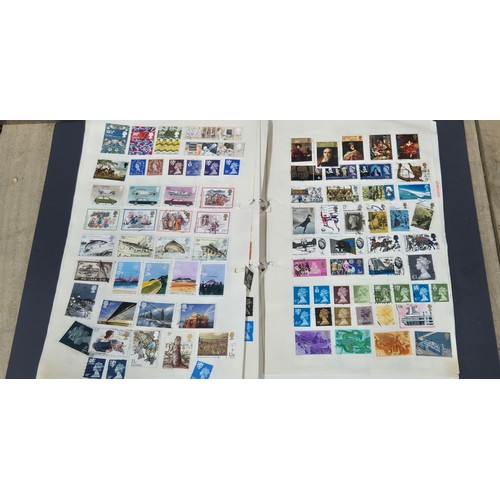 319 - Album containing a large quantity of mixed world stamps.