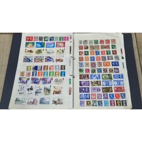 319 - Album containing a large quantity of mixed world stamps.