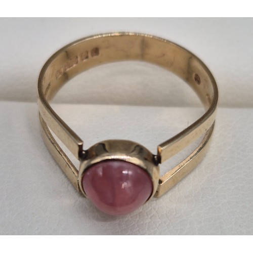 47 - 9ct gold pink rose quartz ring. [Ring size L] [2Grams]