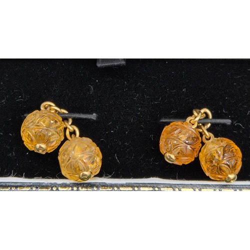 42 - 18ct yellow gold and Carved Citrine Cufflinks, Gold Links.