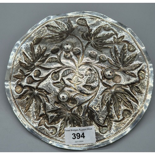 394 - Silver 925 raised relief foliage design bowl. Stamped 925 