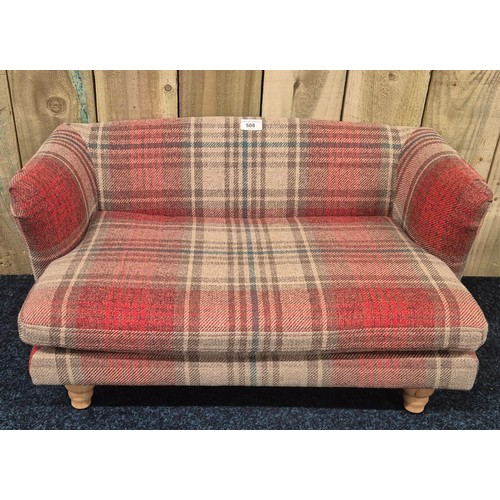 508 - Contemporary Tartan dog chair/bed originally bought from next. Never used.