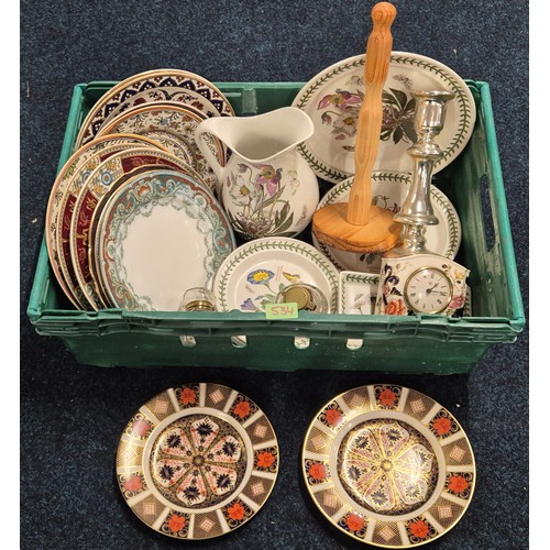 534 - A Crate of collectable porcelain; Royal Crown Derby plates, Royal Doulton plates, Botanic Garden ite... 