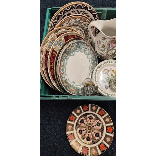 534 - A Crate of collectable porcelain; Royal Crown Derby plates, Royal Doulton plates, Botanic Garden ite... 