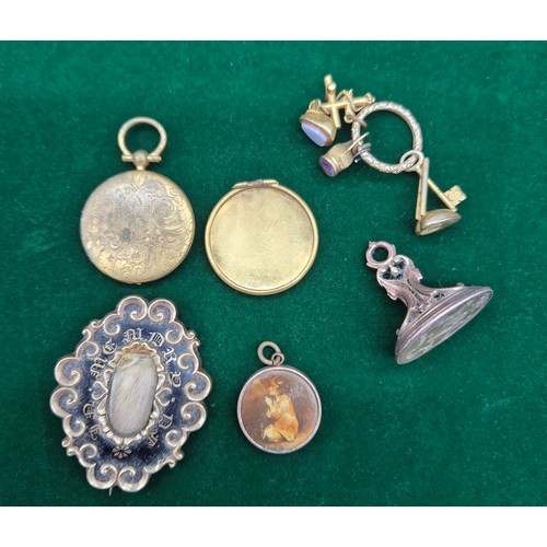 8 - A collection of Victorian Jewellery; Yellow tone mourning brooch, Yellow tone and agate seal, Hoop c... 