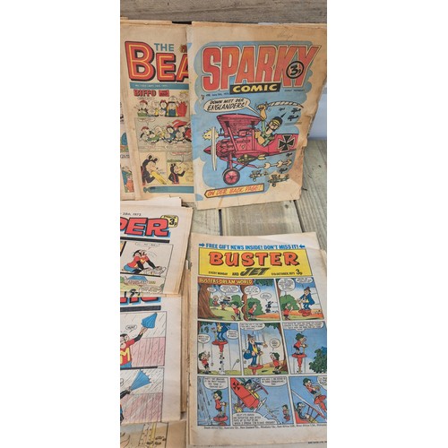 457 - A collection of kids 1970s cartoon magazines; buzz issue 1,The Beano,  The Beezer & topper, The Dand... 