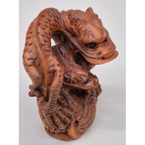 56 - Japanese hand carved boxwood netsuke in the form of two dragons huddled together. Signed. [4.5cm hig... 