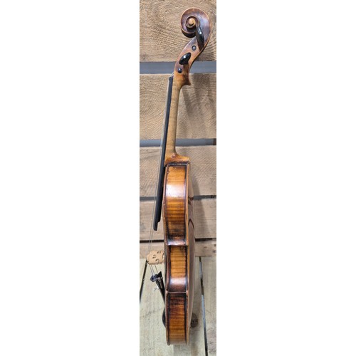 159 - Antique cased Violin. Jacobus Stainer Copy. German, 1890's. 
Full Size. Back Length 356mm. Comes wit... 