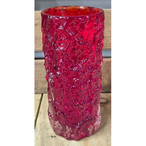 154 - A Vintage White Friars red bark vase. [19cm high]