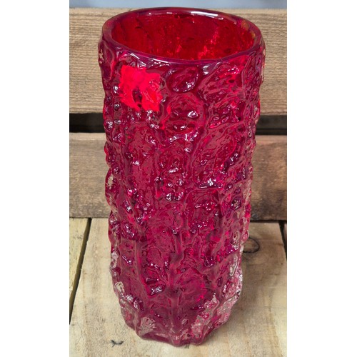 154 - A Vintage White Friars red bark vase. [19cm high]