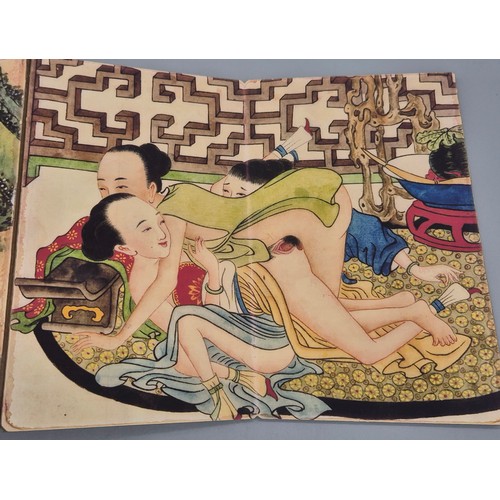 156 - Japanese printed erotic fold out picture book.