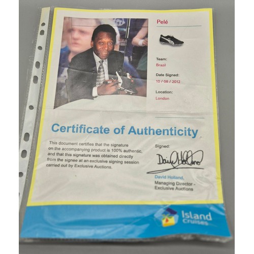 59A - Signed Pele Puma football boot with certificate of Authenticity dated 10th of August 2012 together w... 