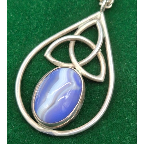 66 - A selection of silver jewellery; Glen Kelso Frame Edinburgh silver and blue agate pendant with chain... 