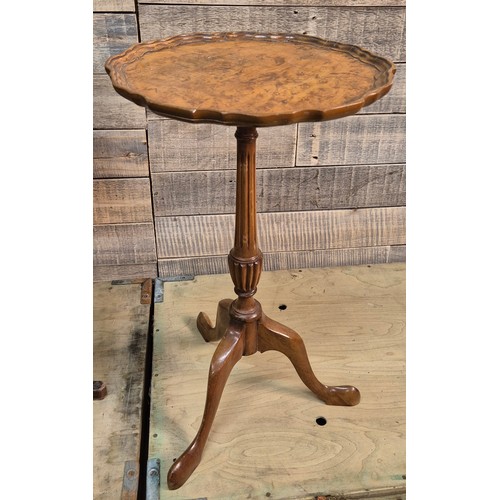 185 - 18th century walnut small side table. Raised on a turned column with three outswept legs. Together w... 