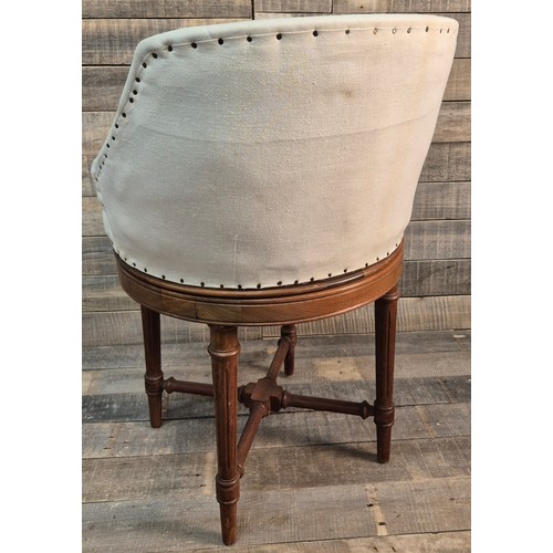 215 - 19th century Boudoir tub chair Raised on a mahogany wood frame. [73.5cm]