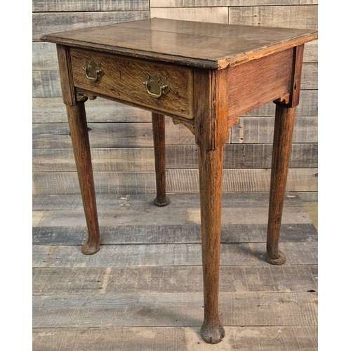 210 - A George III Oak side table, fitted with a single frieze drawer. [64.5x56x39.5cm]