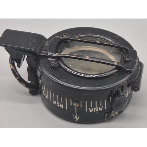 182 - Military Pocket compass [G.E.C.] No. B 142824. Comes with carry case.