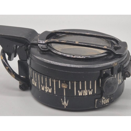 182 - Military Pocket compass [G.E.C.] No. B 142824. Comes with carry case.