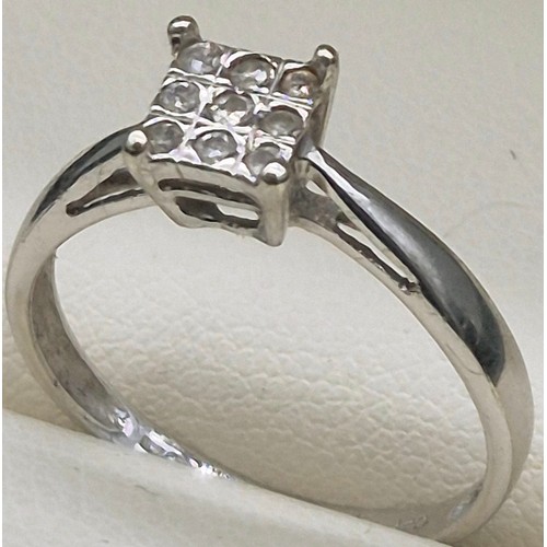 7 - 9ct white gold art deco inspired 10point diamond ring. 9 round cut diamonds. [Ring size L] [1.27gram... 