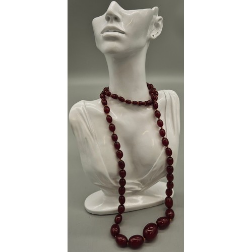 19 - Vintage Cherry Amber Bakelite Graduating bead necklace. [73.26grams]