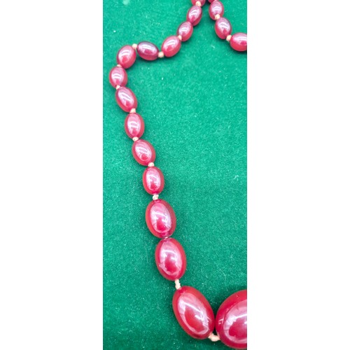 19 - Vintage Cherry Amber Bakelite Graduating bead necklace. [73.26grams]