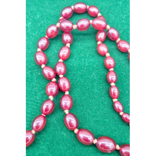 19 - Vintage Cherry Amber Bakelite Graduating bead necklace. [73.26grams]