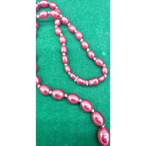 19 - Vintage Cherry Amber Bakelite Graduating bead necklace. [73.26grams]