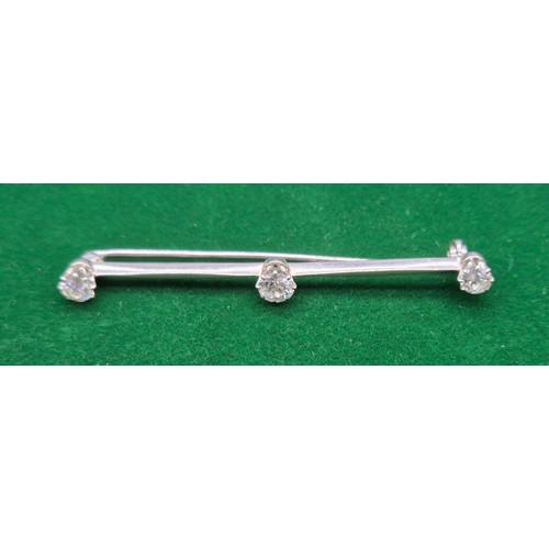 53 - C1930's Platinum and diamond bar brooch. Comes with original box. Approx 1.20cts diamonds. [Centre d... 