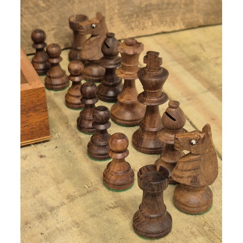 471 - Boxed hand worked wooden chess set [Missing two dark wood pawns]