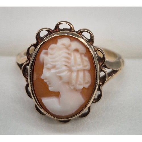 49 - 9ct yellow gold and hand carved cameo ring. [Ring size M] [3.13Grams]