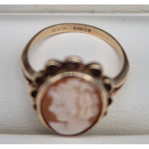 49 - 9ct yellow gold and hand carved cameo ring. [Ring size M] [3.13Grams]