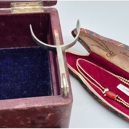 87 - Antique Glasgow made jewellery box containing a selection of mixed items; London Silver cufflinks, D... 