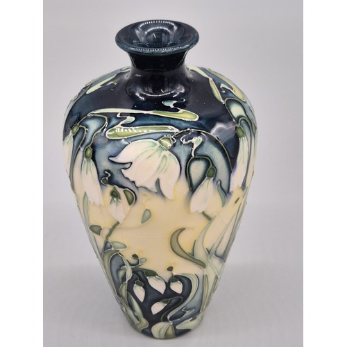 85 - Moorcroft Nivalis pattern vase. [15.5cm high]