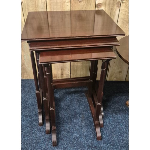 492 - Antique mahogany table together with Antique mahogany Nest of tables