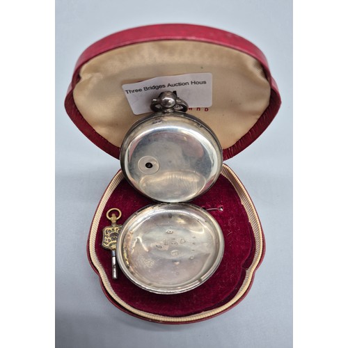 44 - London silver full hunter pocket watch. Having a silver dial and Roman numerals. In working conditio... 