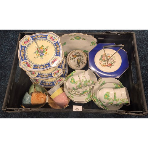 273 - Crate of porcelain ware; Flower design tea set by Roslyn China. Royal Albert 